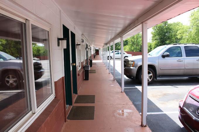 Blisspoint Inn Fka Motel 6T7 Indianapolis Exterior foto